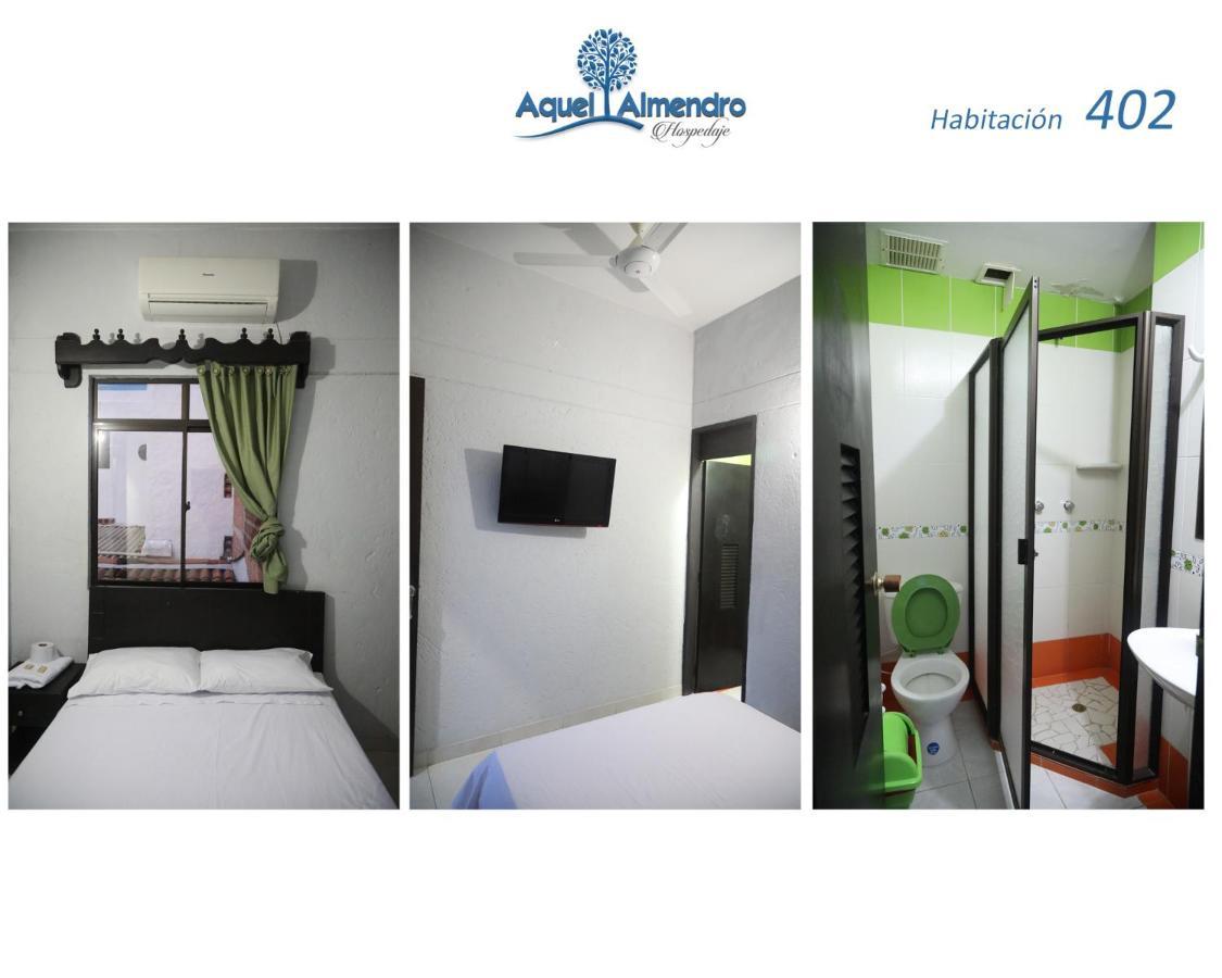 Hospedaje Aquel Almendro Santa Fe de Antioquia Exterior photo