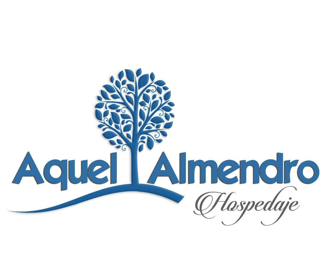 Hospedaje Aquel Almendro Santa Fe de Antioquia Exterior photo